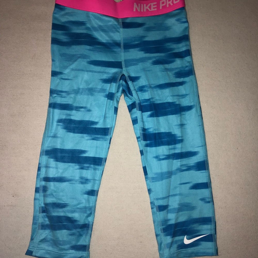 NIKE PRO CAPRIS